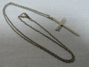 銀製ネックレス　十字架