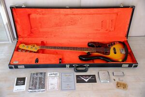 Fender Custom Shop 1964 Jazz Bass Relic