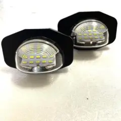 LED18個×2 白光 ナンバー灯 トヨタアルファード ヴェルファイア20系