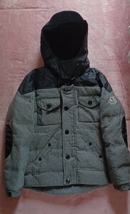 ★モンクレール【MONCLER】☆グレー柄生地×黒ブラックナイロン★異素材お洒落暖かダウンジャケット