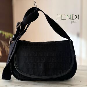 超美品 FENDI フェンディ ズッキーノ レザーショルダーバッグ＊レディース 牛革 本革 肩掛け 斜め掛け ズッカ ブラック 黒