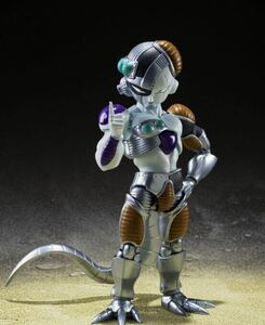 未開封　S.H.Figuarts メカフリーザ　ドラゴンボール　プレミアムバンダイ