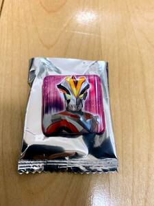 ウルトラマンショップ限定 缶バッジ 第2弾 ウルトラマンビクトリー 非売品 サマーフェスティバル スクエア缶バッジ