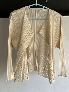 PLEATS PLEASE プリーツプリーズ☆イッセイミヤケISSEY MIYAKE ☆トップス