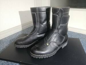 boots&boots 安藤製靴　ミッドカットモデル　