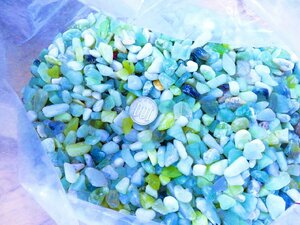 新入荷★超綺麗見惚れるほど美しい！！！純天然糸魚川翡翠さざれ石400ｇ★Ｃ－1