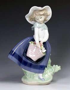 137◇Lladro 花と少女 綺麗な花ばかり リヤドロ 01005222 磁器 人形 少女置物 オブジェ