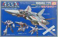 中古プラモデル 1/72 戦術戦闘用バトロイド VF-1J 可変バルキリー 「超時空要塞マクロス」 シリーズNo.39