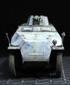 1/35 ドイツ軍 Sd.kfz.251ハーフトラック（半軌装車）20ミリ機関砲装備型 制作完成品