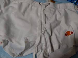 ellesse 水着　未使用