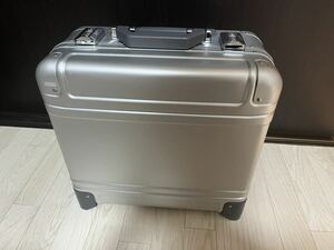 ゼロハリバートン　zero halliburton Geo Aluminum 3.0 | Two-Wheel Business Case 29L アルミニウム