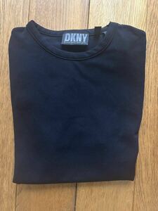 【DKNY】半袖Tシャツ　濃紺　Sサイズ