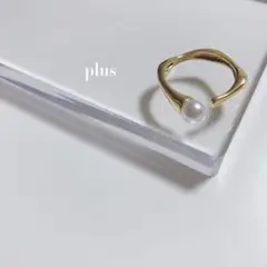 SQUARE Pearl Ring