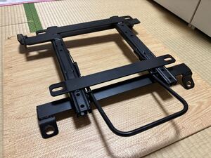 カワイ製作所☆ER34 スカイライン用 シートレール スパルコ用SPARCO☆セミバケットシート☆セミバケ N045L☆R34 ローレルC35☆送料込み！