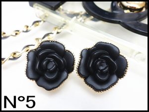 ■NO5■ブラックカメリアフラワーお花ピアス/ゴールド/新品18KGP/カメリヤ/ローズ薔薇/大ぶり/おおきめ/キャバ/衣装 仮装 舞台 きれいめ