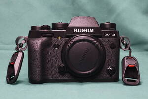 中古並品　フジフィルム　X-T2 ブラック　本体他　レンズ無し