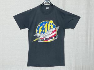 【80s 90s ヴィンテージ】Stedman ステッドマン F-16 プリント Tシャツ 戦闘機 チャコールグレー 濃いグレー USA製 Ｌ