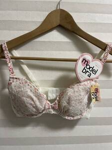 model bra 新品タグ付き　 オカダヤ　intesucre アンテシュクレブラジャー サイズ　 D65