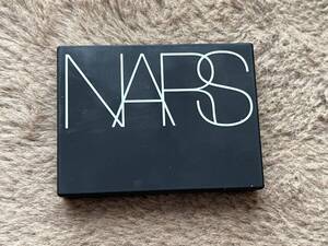 NARS ナーズ　ライトリフレクティングセッティングパウダー　プレストN ミニ　3g