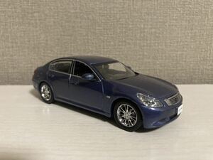 日産モデルカーコレクション　V36 スカイライン　セダン 1/43 　京商　ブルー