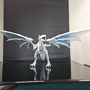 バンダイナムコ遊戯王デュエルモンスターズブルーアイズホワイトドラゴン画像が全てです。ご入札前には必ず商品説明をお読みください完成品