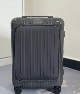 RIMOWA リモワ ESSENTIAL SLEEVE Cabin 機内持ち込み用スーツケース スーツケース 20インチ 37 リットル グレー TJ 1