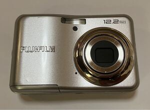 【RA-6】動作品/状態良好☆FUJIFILM 富士フイルム コンパクトデジタルカメラ A220 シルバー 単三電池式/ネコポス230円