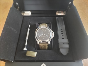 【PANERAI】パネライ　PAM00112　ルミノールベース　44㎜　SS/革（ラバーベルトあり）　手巻き　USED品