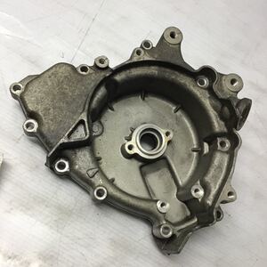 F32-19 スズキ レッツ4 CA41A ジェネレーターケース ジェネレーターハウジング マフラーステー エンジンカバー 純正部品