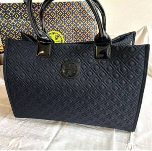 Tory Burch トリーバーチ　ブラック　トート バック　トラベルバック　ビジネスバック