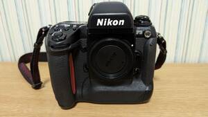 動作品 Nikon ニコン F5 ボディ フィルム オートフォーカス 一眼レフカメラ