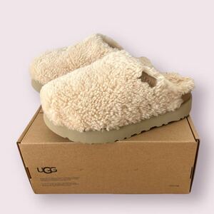 UGG＊新品　22センチ　ファズ シュガースライド　アグ　サンダル　スリッポン　スリッパ もこもこ ルームシューズ ベージュ ボアスリッパ