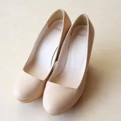 新品未使用 durbuy(デュルブイ)　ACUTE CUT PUMPS