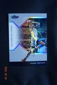 Kobe Bryant 2004-05 Topps Finest No.8 Refractor #084/249