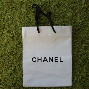 シャネル　CHANEL　紙袋