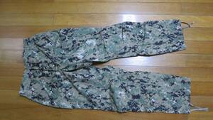 ★☆米軍放出品　実物 USN　海軍 NAVY TYPE3 グリーンデジタル　　パンツ　MEDIUM-REGULAR　　C002☆★