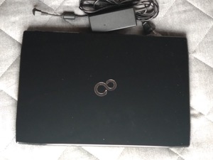 FUJITSU LIFEBOOK AH53/M FMVA53MB　ジャンク　HDD無し