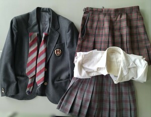 岡山県[高梁日新高等学校]女子制服　160Aブレザー.夏冬スカート(69.51).ネクタイ.ブラウス　6点セット　旧モデル(Predichant・方谷學舎高)