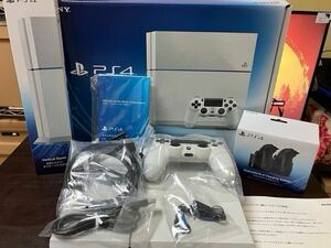 【1円スタートオマケ有り】SONY PlayStation4 PS4 プレステ4 CUH-1100AB02 グレイシャー・ホワイト 500GB【縦置きスタンド、充電スタンド】