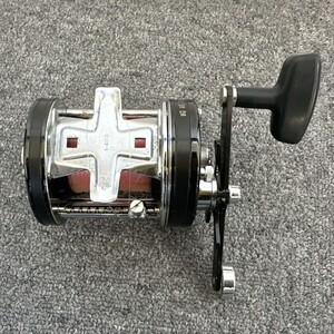 H155-I67-724 Abu Garcia アブガルシア ambassadeur アンバサダー 7000C 両軸 ベイトリール 釣具 フィッシング タックル