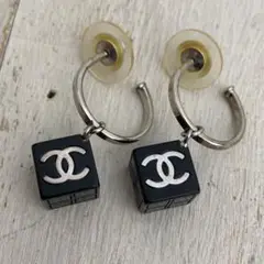 CHANEL シャネル フープピアス ココマーク キューブ型