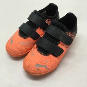 送料込み★PUMA プーマ★スニーカー　ランニングシューズ　サッカーシューズ★ジュニア　17㎝　キッズ　子供#50523s371