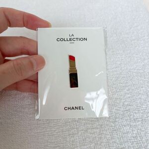 CHANEL シャネル　ラ　コレクション　リップ型　ピンバッチ