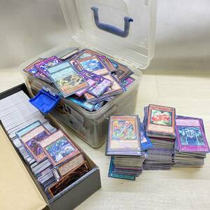 ▲ 掘り出し物 遊戯王カード トレカ 大量まとめ 総重量約7.8㎏ レア複数 引退品 デッキ解体 保管品 ジャンク扱い ▲ K15000