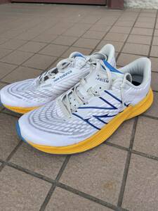 New balance Fuel cell PRISM / ニューバランス フューエルセル プリズム　27.5cm 2E 中古美品