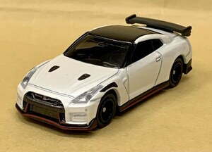 絶版トミカ　日産　GT-R NISMO 2020 モデル