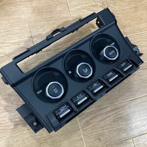 ZN6 ZC6 86 brz エアコンスイッチパネル トヨタ　スバル　純正　中古　AC