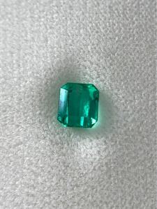 GIA鑑別書付　天然　ノンオイル　エメラルド　0.60ct ルース　Colombia 無処理 NONOIL 0.6ct 0.6カラット EMELALD コロンビア産　