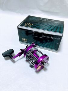 (No475) VIP プロジェクト 両軸リール 631CS パープル 未使用品 VIP PROJECT ABU6500同等サイズ カゴ釣り 遠投 アブ