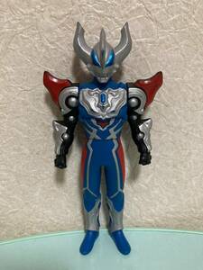 ウルトラヒーローシリーズ　ウルトラマンジード　マグニフィセント　ソフビ